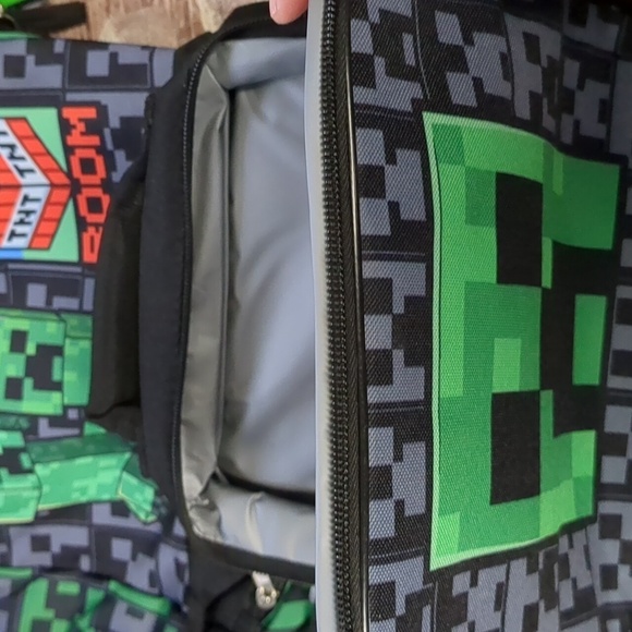 MINECRAFT 5 piece backpack set - Picture 2 of 9